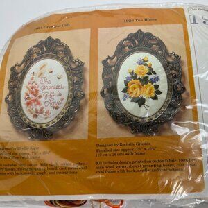 Vtg 1983s The Creative Circle Crewel Cross Stitch Embroidery Victorian Frame